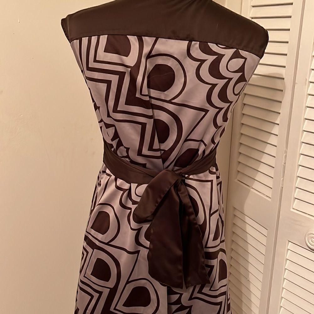 𝅺MOSSIMO Brown and Grey V-Neck Mini Dress with Attached Belt.  Size Small - Picture 5 of 6